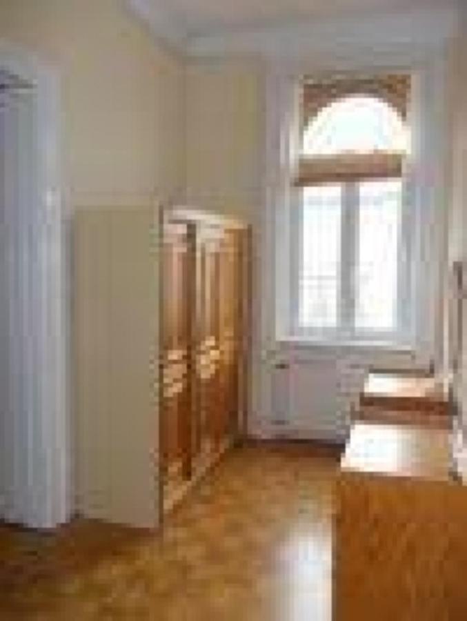 Deluxe Apartment *